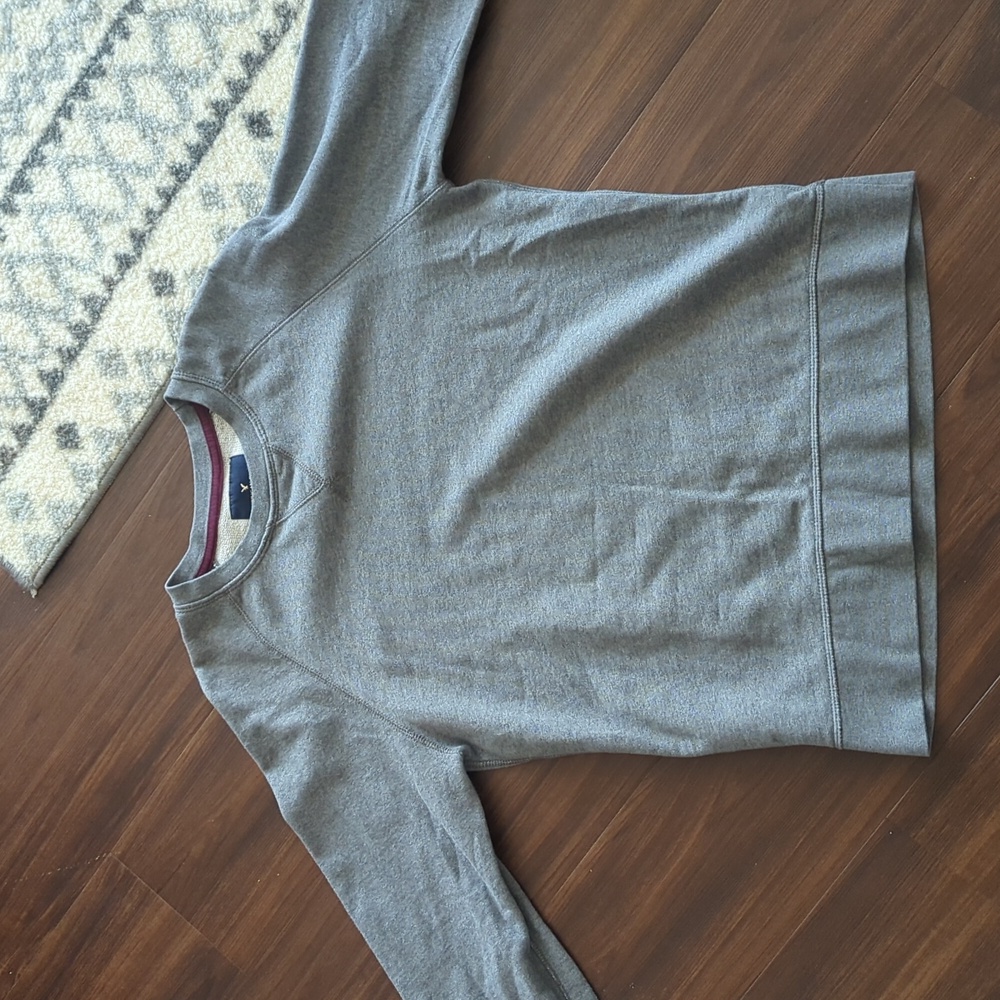 American Eagle crew neck.